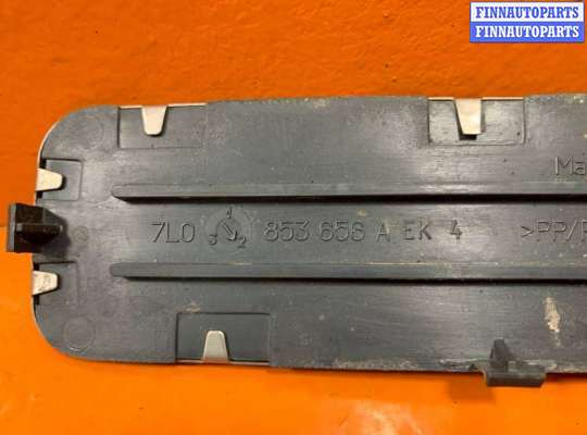 купить Накладка на порог на Volkswagen Touareg