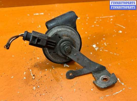 купить Сигнал (клаксон) на Volkswagen Passat