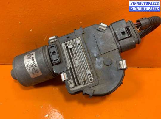 купить Моторчик передних стеклоочистителей (дворников) на Volkswagen Touareg