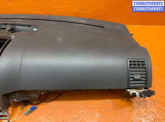 Панель передняя салона (Торпедо) на Volkswagen Touareg I (7L)