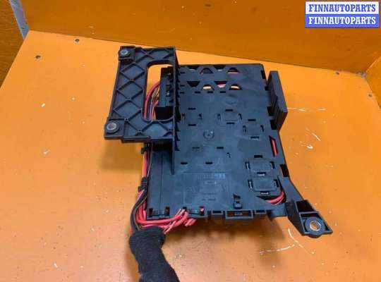 купить Блок предохранителей на Volkswagen Touareg