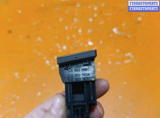 купить Кнопка подогрева сидений на Volkswagen Touareg