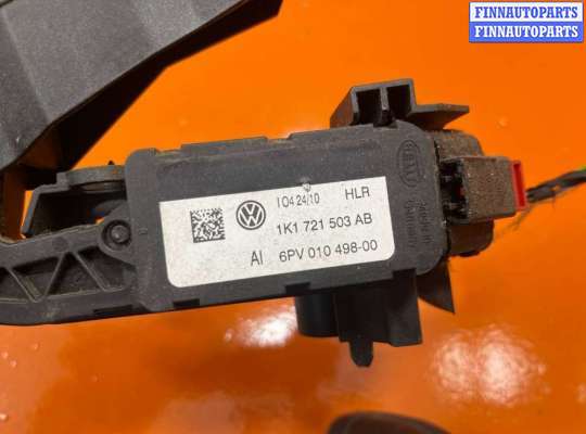 Педальный узел (педаль) на Volkswagen Caddy III (2K)