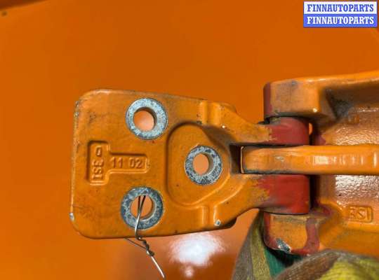 купить Петля двери (крышки) багажника на Volkswagen Crafter