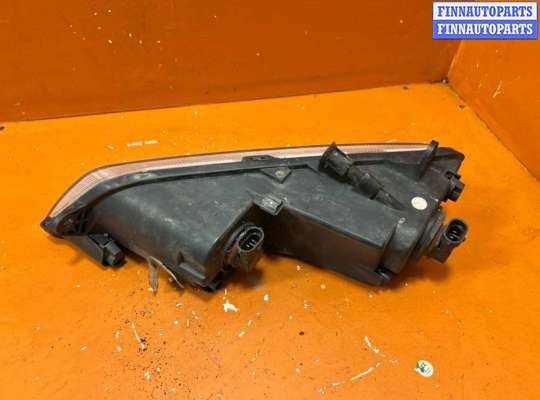 купить Фара противотуманная левая на Volkswagen Passat