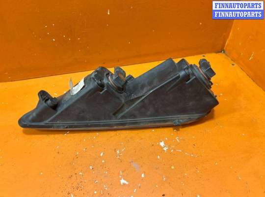 купить Фара противотуманная левая на Volkswagen Passat