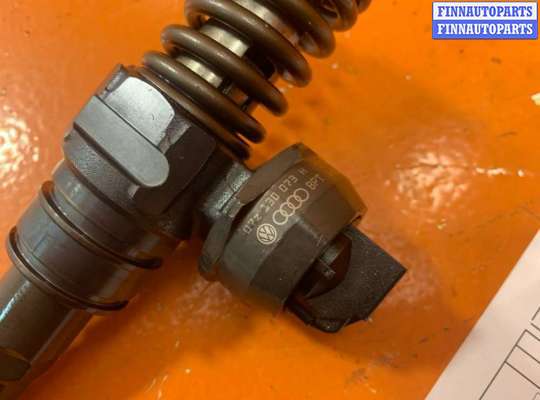 Форсунка топливная на Volkswagen Touareg I (7L)