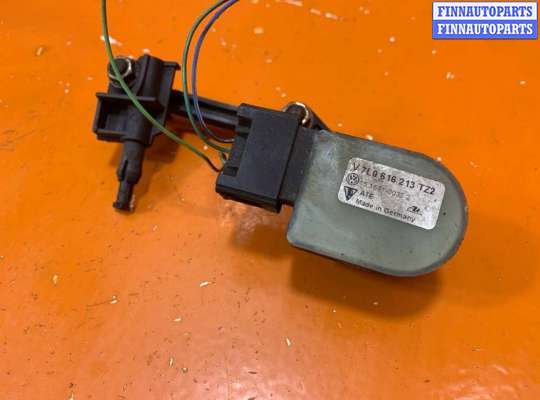 купить Датчик положения кузова на Volkswagen Touareg