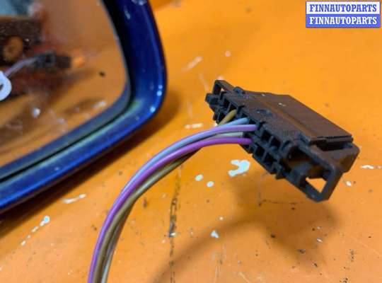 купить Зеркало наружное правое на Volkswagen Passat