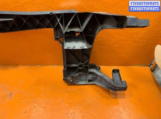 купить Передняя панель крепления облицовки (телевизор) на Volkswagen Crafter