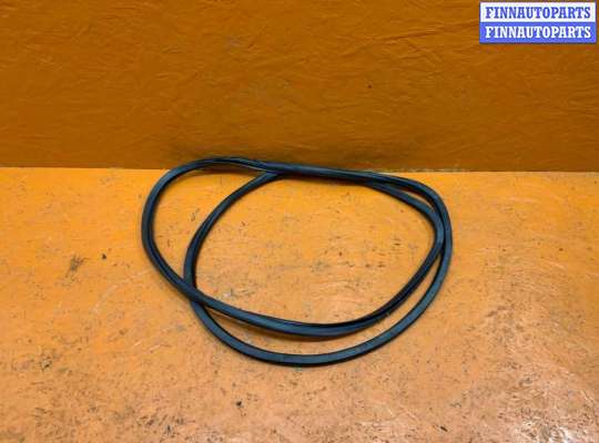 купить Уплотнитель на Volkswagen Touareg