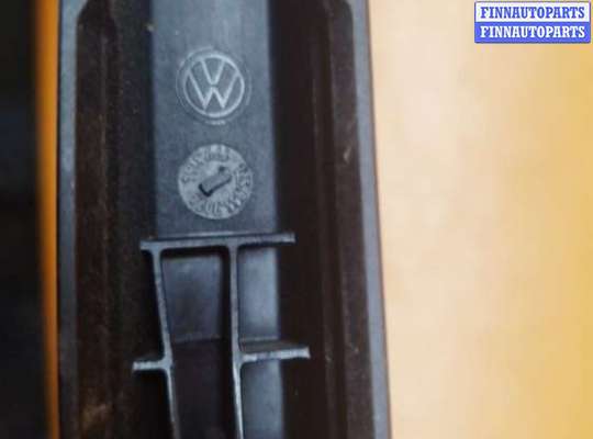 купить Щеткодержатель задний на Skoda Octavia