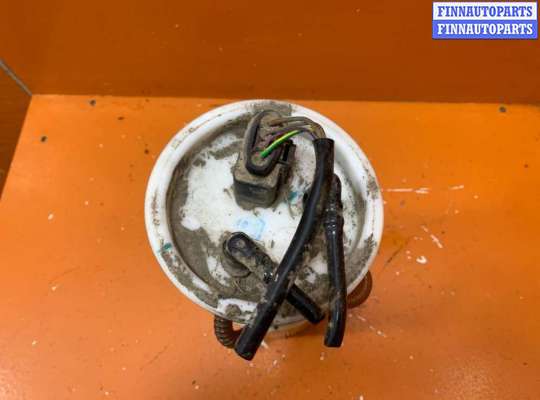 купить Насос топливный на Volkswagen Passat