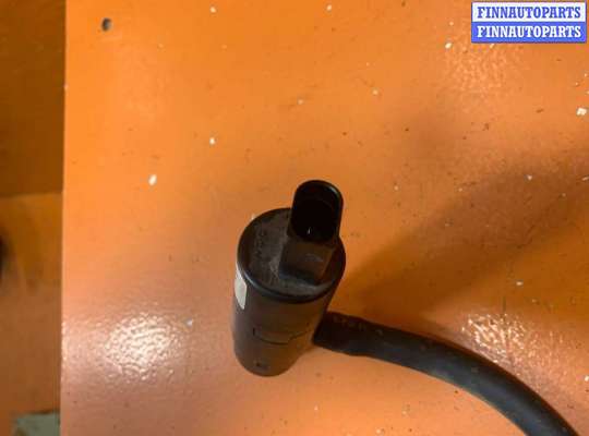 купить Насос (моторчик) омывателя фар на Volkswagen Touareg