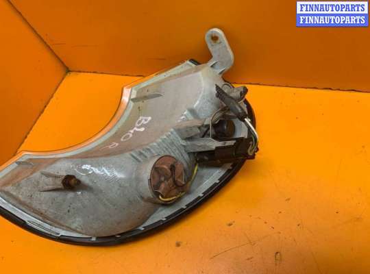 купить Поворотник правый на Hyundai Terracan