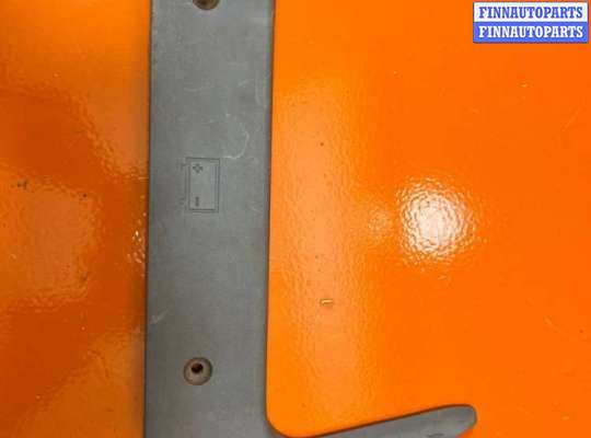 купить Накладка на порог на Volkswagen Crafter