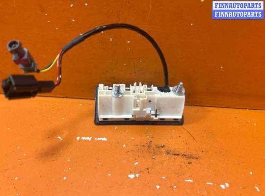 Камера обзора на Volkswagen Tiguan I (5N)