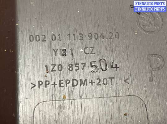 купить Накладка декоративная на торпедо на Skoda Octavia