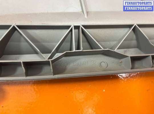 купить Козырек солнцезащитный на Volkswagen Crafter