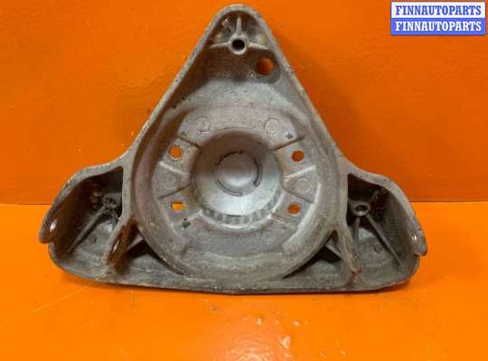 купить Опора амортизатора верхняя (чашка) на Volkswagen Passat