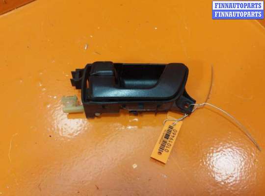 купить Ручка внутренняя передняя левая на Mitsubishi Space Runner