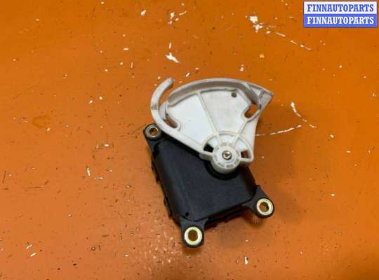 купить Моторчик заслонки печки на Volkswagen Passat