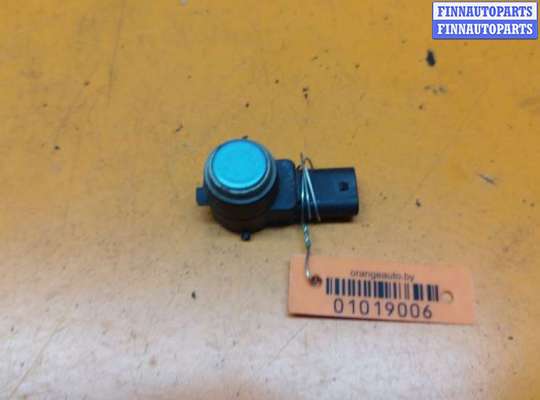 Датчик парктроника MB1534765 на Mercedes E-класс