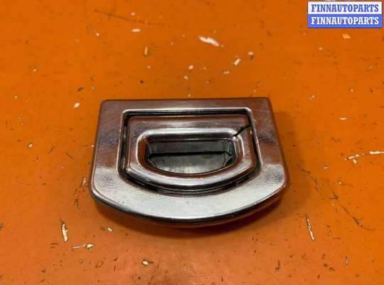 купить Кронштейн крепления на Volkswagen Touareg