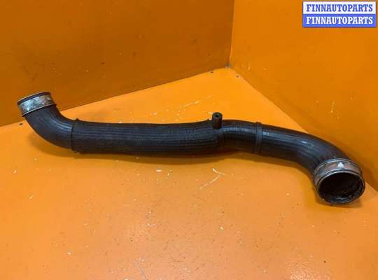 купить Патрубок интеркулера на Volkswagen Touareg