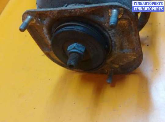 купить Стойка передняя левая на Volvo 850