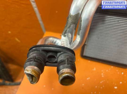 купить Радиатор отопителя (печки) на Volkswagen Passat Alltrack
