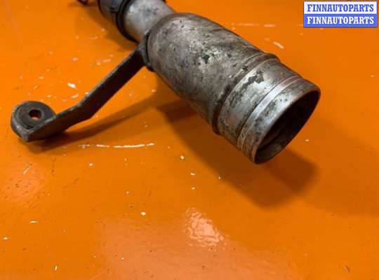 купить Патрубок интеркулера на Volkswagen Touareg