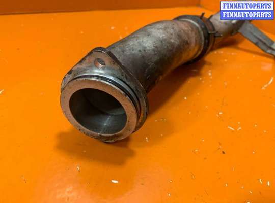 купить Патрубок интеркулера на Volkswagen Touareg