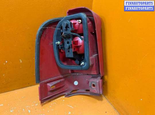 купить Фонарь задний правый на Volkswagen Sharan