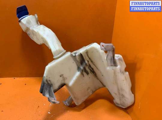 купить Бачок омывателя на Volkswagen Passat