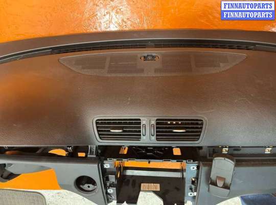 купить Панель приборная (торпедо) на Volkswagen Passat