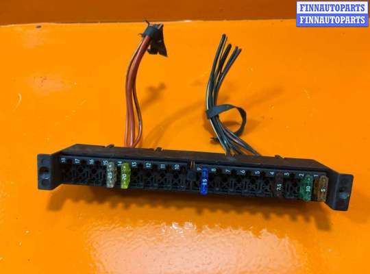 купить Блок предохранителей на Volkswagen Crafter