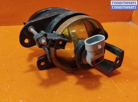 купить Фара противотуманная левая на Volkswagen Passat