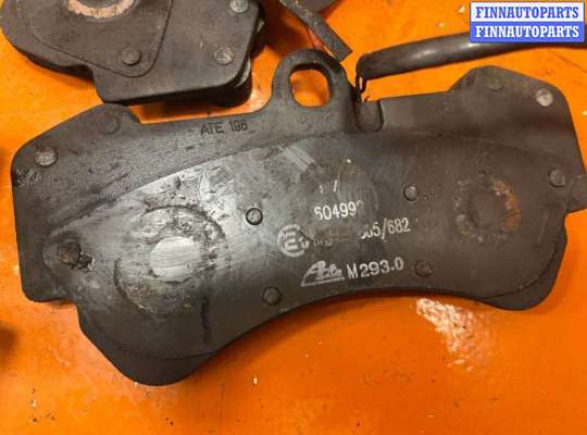 Прочие детали (не вошедшие в список) на Volkswagen Touareg I (7L)