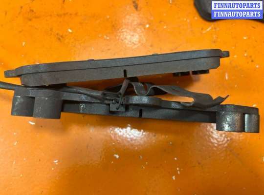 Прочие детали (не вошедшие в список) на Volkswagen Touareg I (7L)