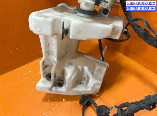 купить Бачок омывателя на Volkswagen Passat