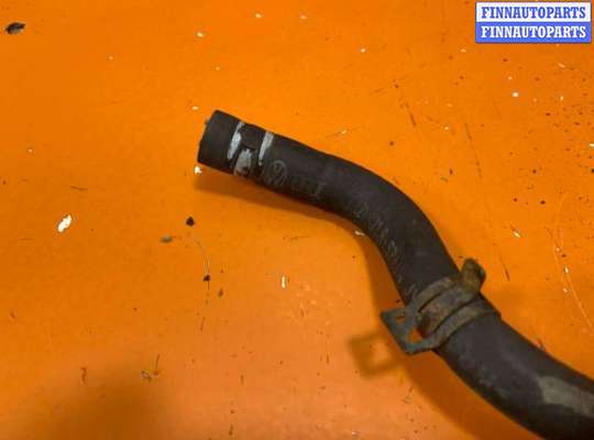 Патрубок (трубка, шланг) на Volkswagen Passat B5+ (3B, GP)