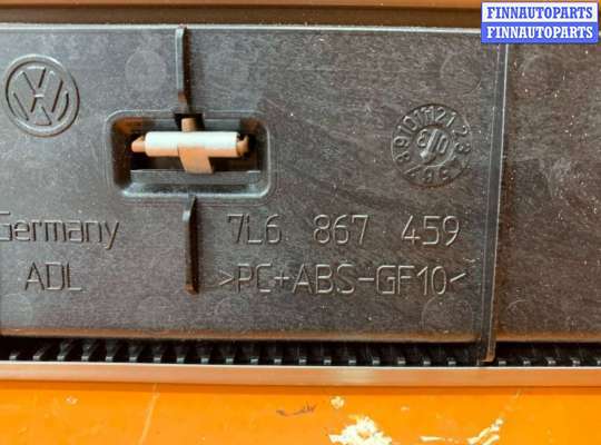 купить Накладка декоративная на Volkswagen Touareg