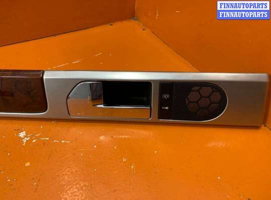 купить Накладка декоративная на Volkswagen Touareg