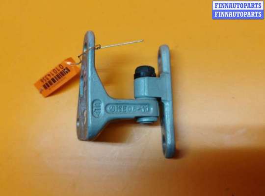 купить Петля двери на Mercedes CLS