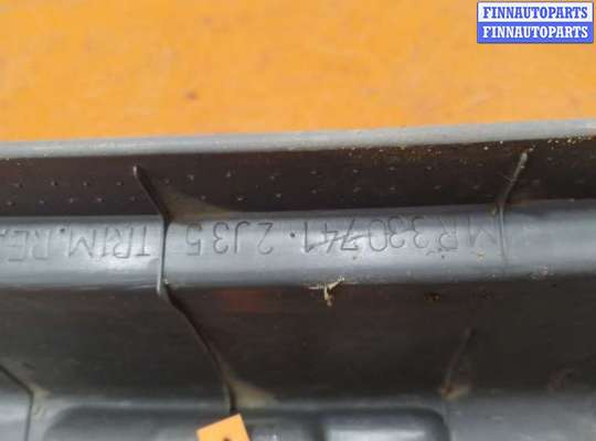 купить Пластик салона на Mitsubishi Space Runner