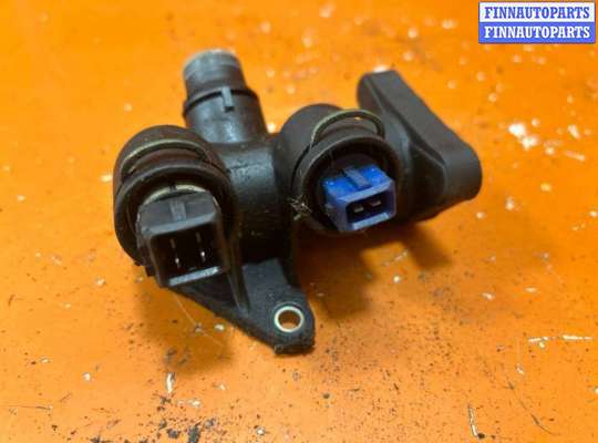 купить Фланец (тройник) системы охлаждения на Audi a6