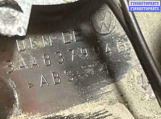 купить Накладка на зеркало на Volkswagen Passat