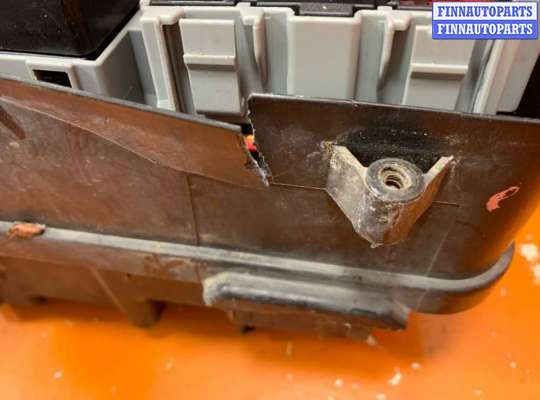 купить Блок предохранителей на Volkswagen Touareg