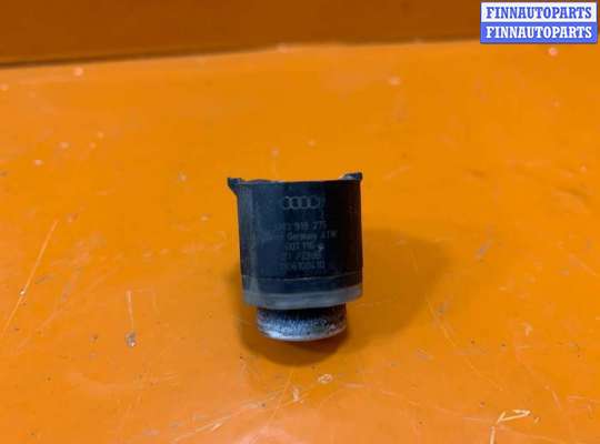 купить Датчик парктроника на Volkswagen Passat